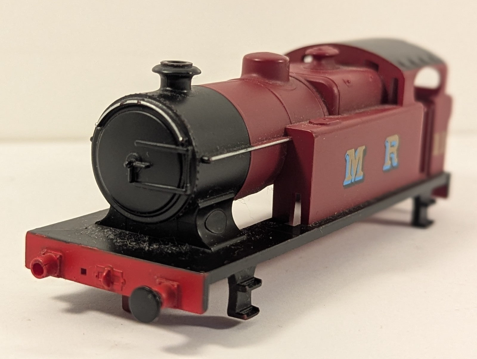 Hornby R3069 OO Gauge Midland Railway 0-4-0 Tank Locomotive Body Shell