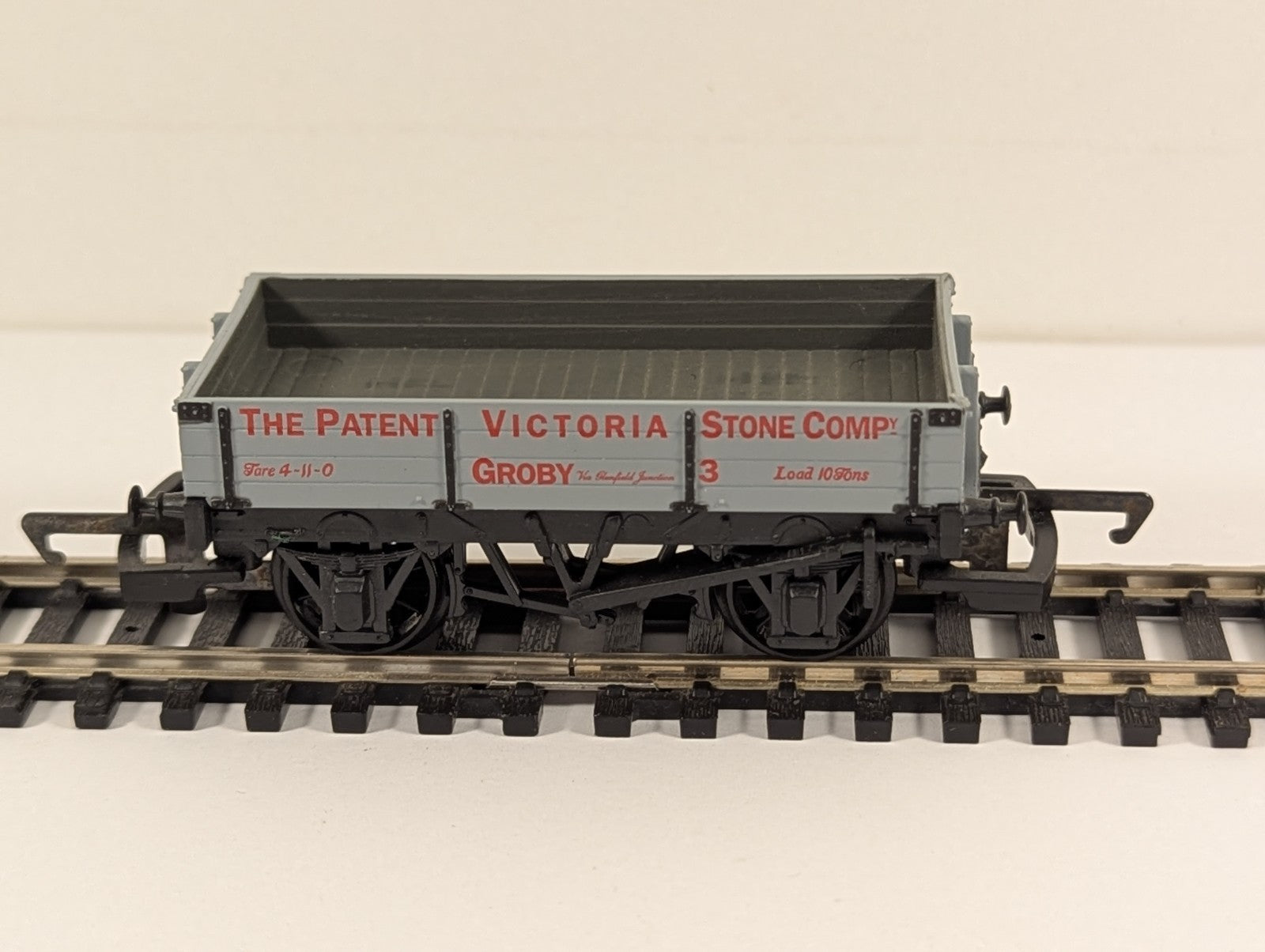 Hornby R151 OO Gauge Groby Victoria Stone Company Wagon