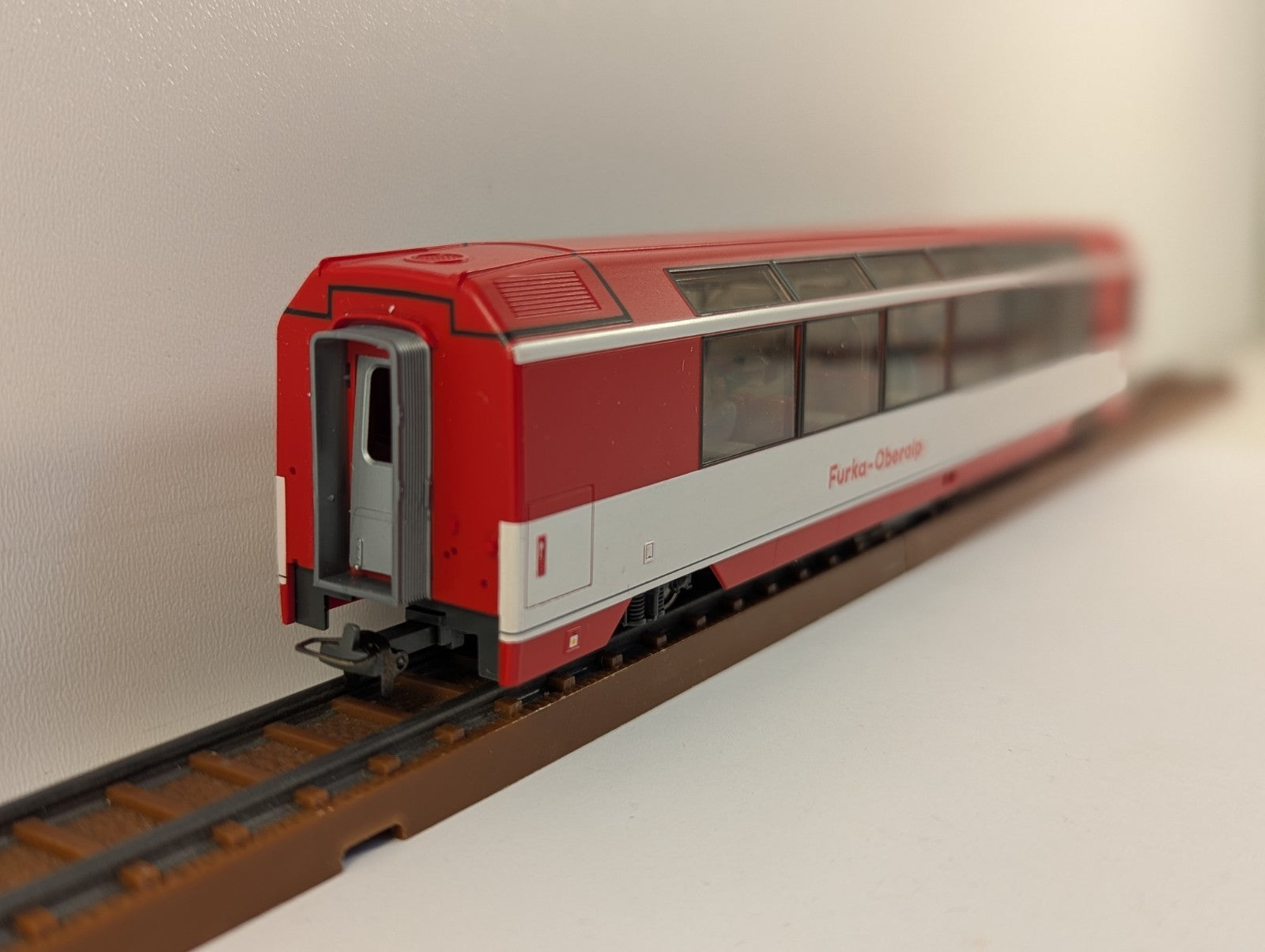 Bemo 3288 208 HOe Gauge Furka-Oberalp Glacier Express First Class coach - boxed