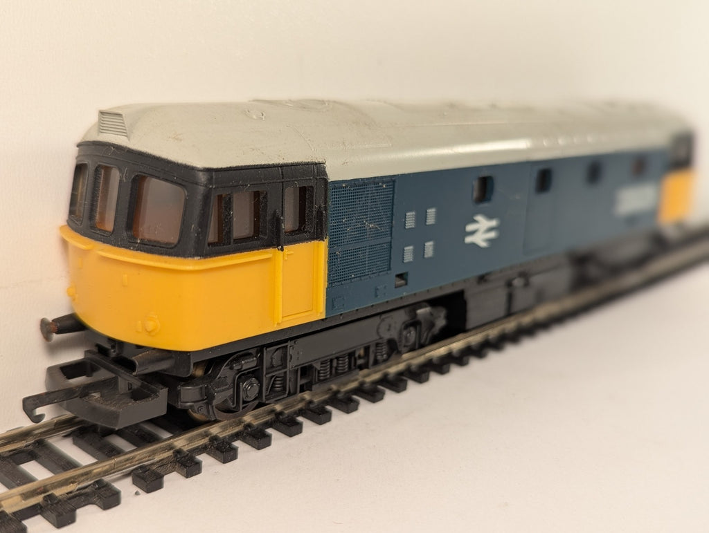 Lima OO Gauge Class 33 Locomotive 33025 BR Blue 205228A1