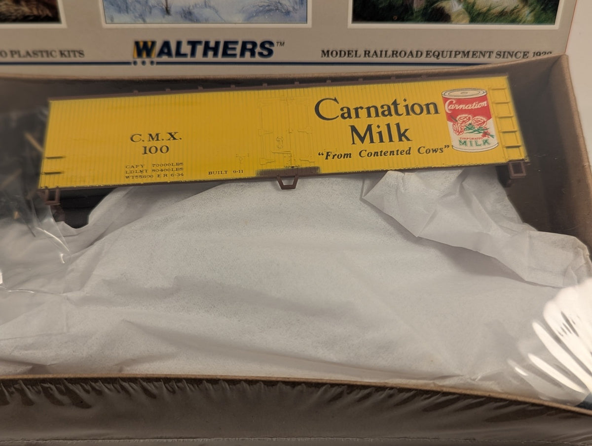 Walthers HO Carnation Milk Reefer Freight Car Kit