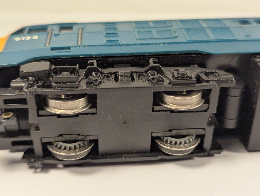 Hornby R337 OO Gauge BR Blue Class 29 Diesel Locomotive No. 6142