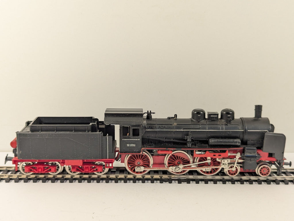 Liliput HO Gauge Prussian P8 Class 38 Non-Runner - Boxed