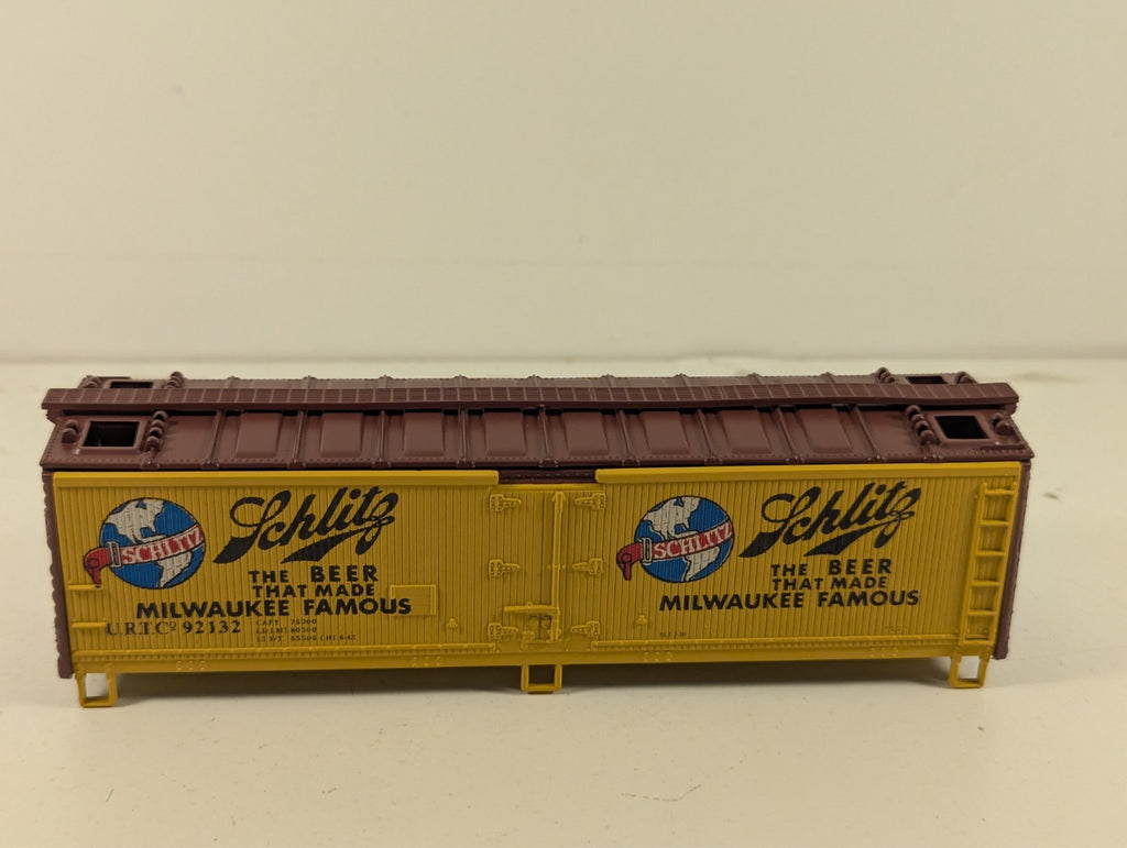 Athearn 5211 40-Foot Wood-Sheathed Refrigerator Car Kit HO Gauge - Boxed