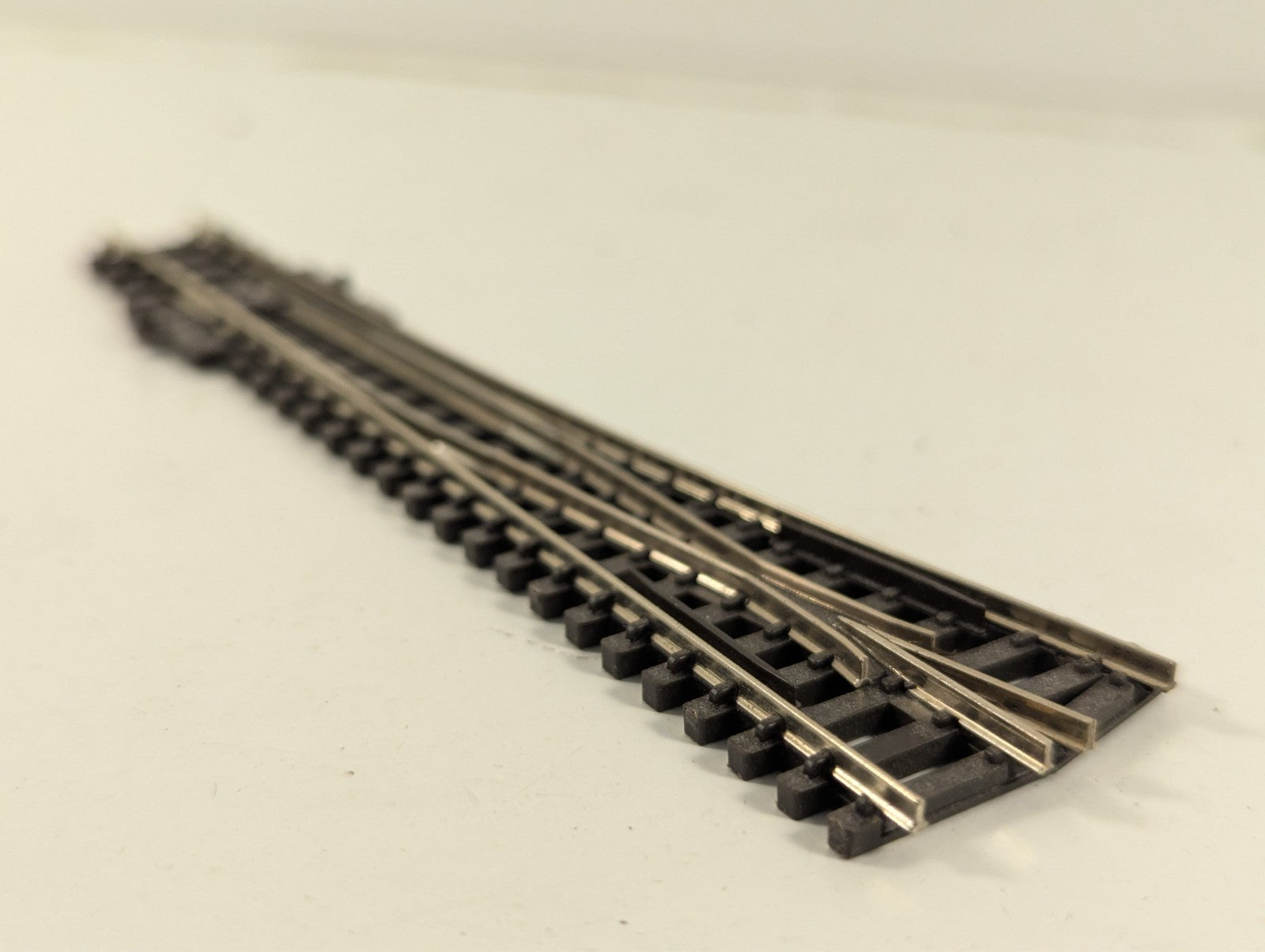 Peco SL-389X N Gauge Left-Hand Point - Boxed