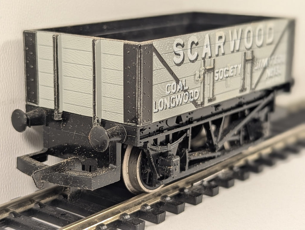 Hornby OO Gauge Scarwood 5-Plank Wagon Goods Wagon 13 Scarwood Coal Society