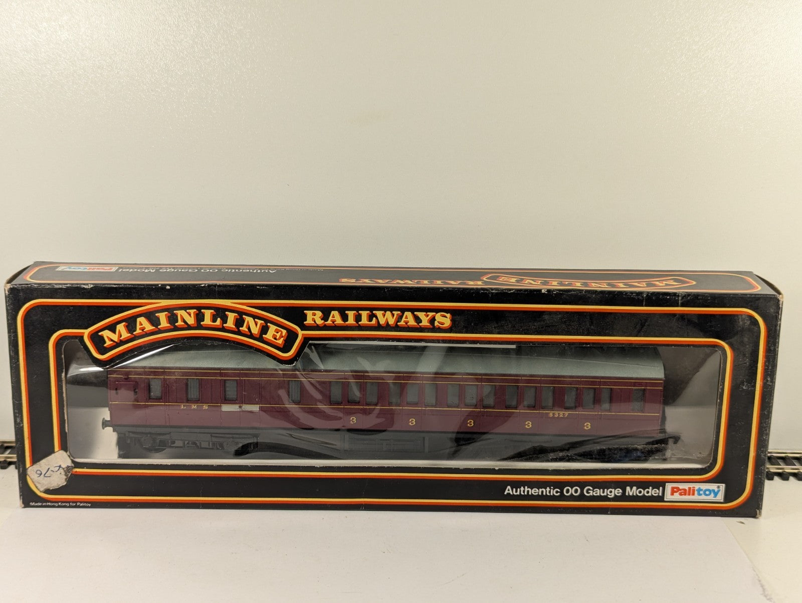 Mainline 37-109 OO Gauge LMS 57ft1st/3rd Class Corridor BrakeCoach Crimson Boxed