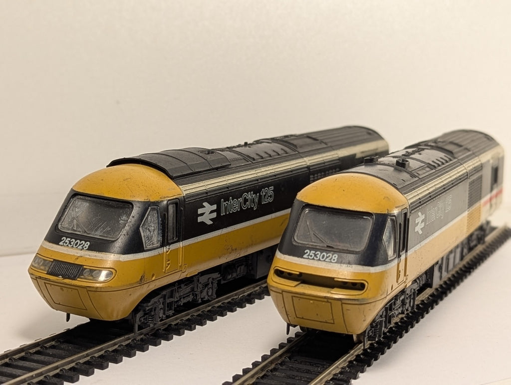 Lima OO Gauge BR InterCity Executive Class 43 HST Power Car and Dummy Unit