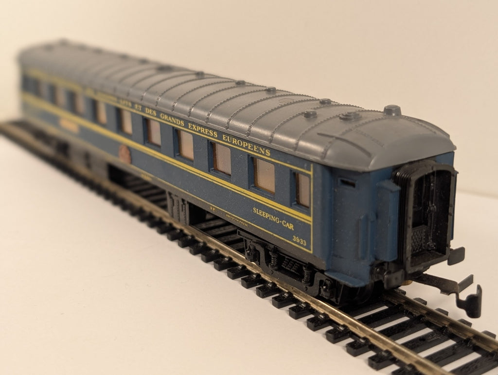 Jouef HO Gauge CIWL Blue Sleeping Car