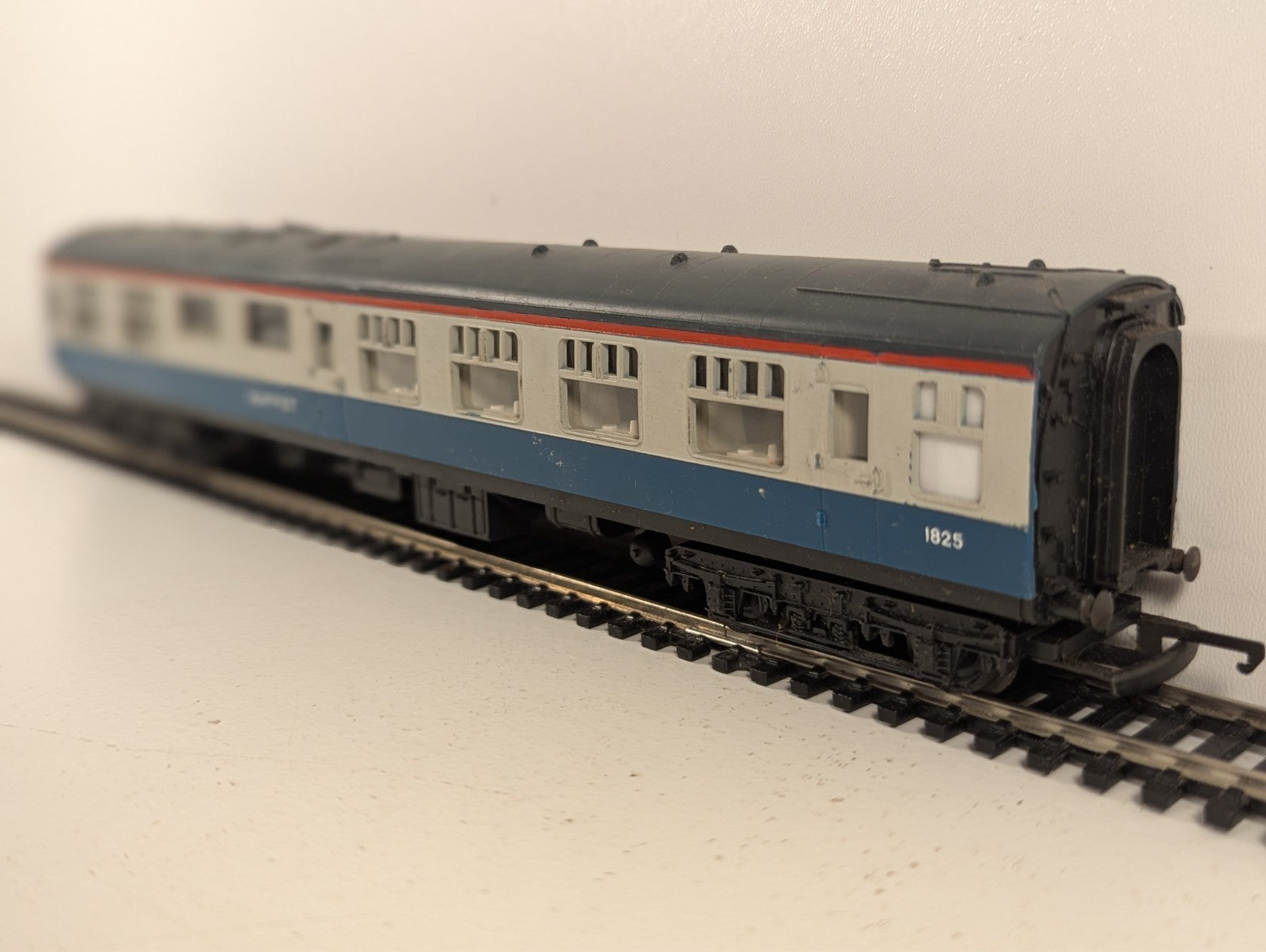 Tri-ang R729 OO Gauge BR Blue/Grey Mk1 Buffet Car