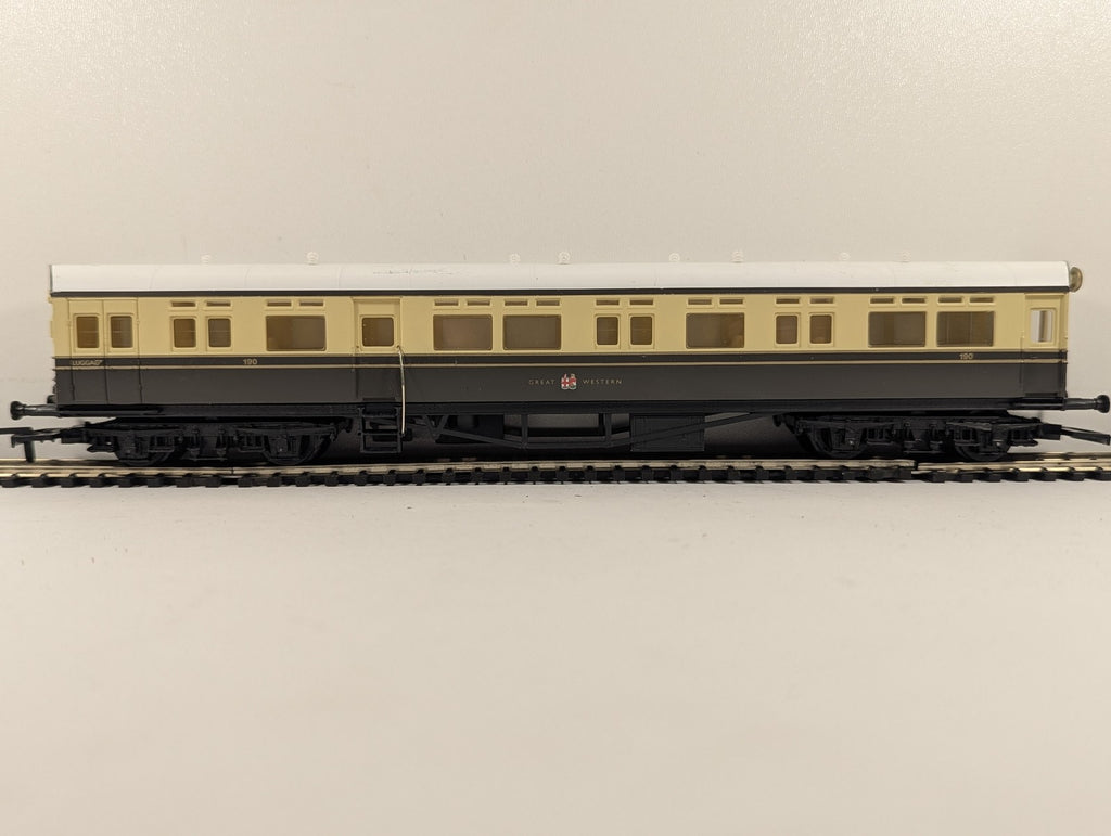 Hornby OO Gauge GWR Autocoach Passenger Coach 190 GWR Chocolate and Cream R4026