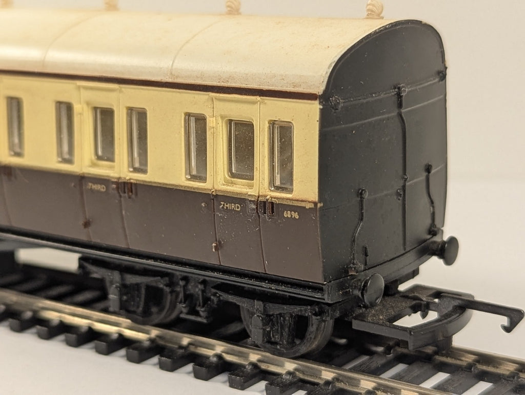 Airfix GWR Suburban B Cornish Riviera Baggage Coach OO Gauge