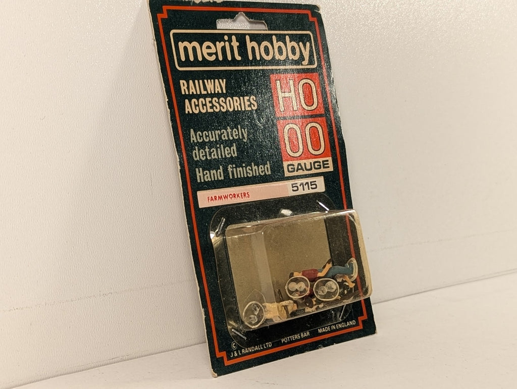 Merit OO Gauge Farmworkers Figures 5115