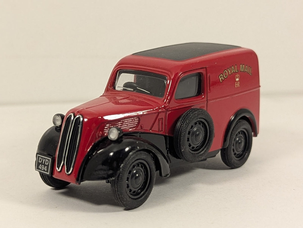Corgi 1:43 Fordson 5cwt Van Die-cast Model Van DYD 494 Royal Mail 05901
