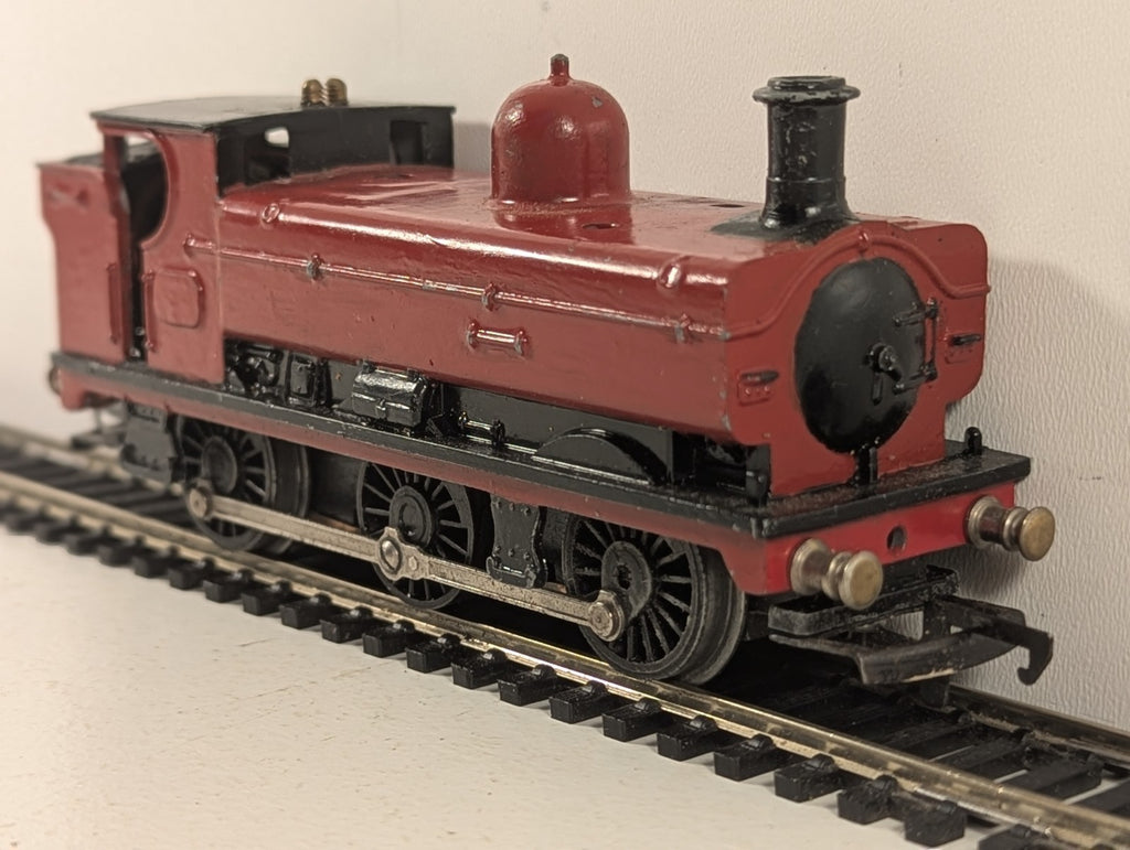 Gaiety Models OO Gauge Pannier Tank 0-6-0 - Repainted London Transport Red