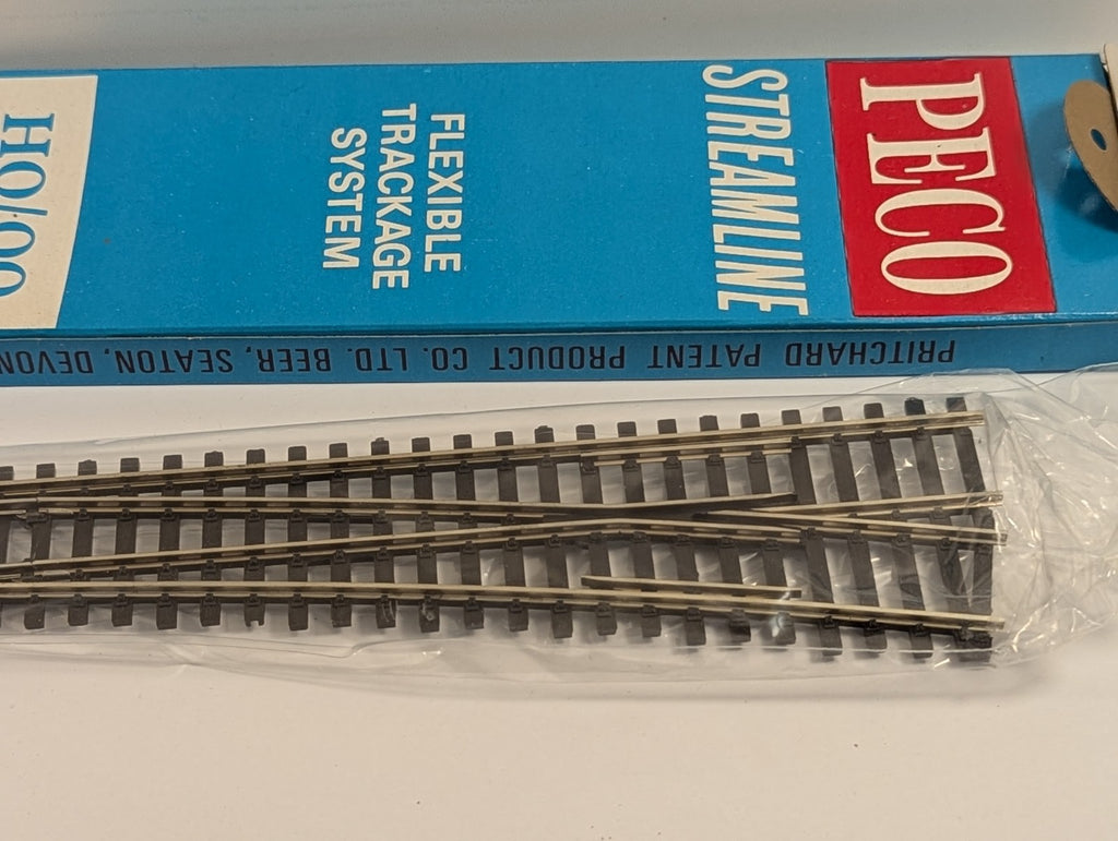 Peco SL-E88X OO Gauge Large Radius Right Hand Point