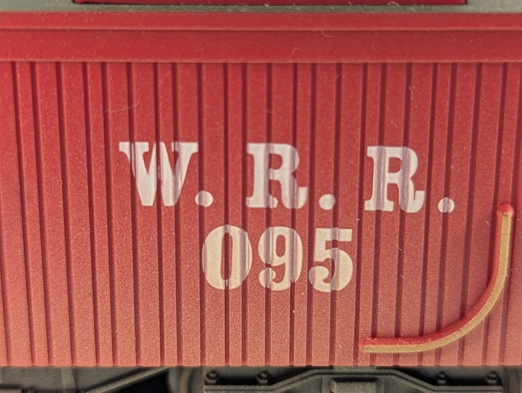 Hornby R1149 OO Gauge Disney Pixar Toy Story 3 Caboose - Split from Train Set