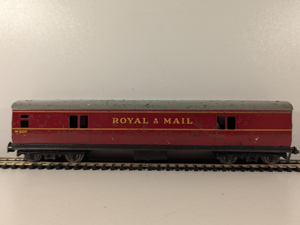 Hornby Dublo OO Gauge Operating TPO Royal Mail Van Passenger Coach
