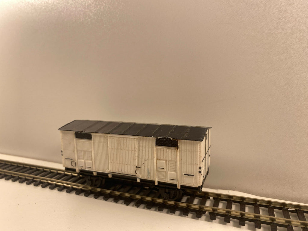 Piko Refrigerator Van – HO Gauge