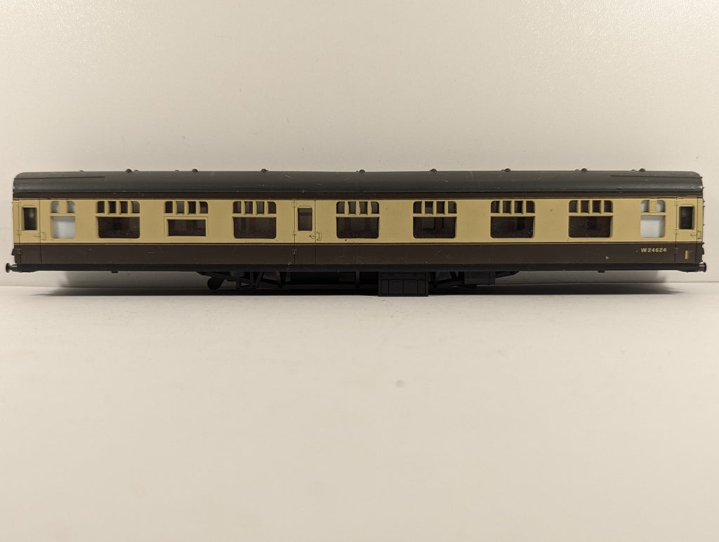 Lima OO Gauge Collett Corridor Composite Coach Coaches W24624