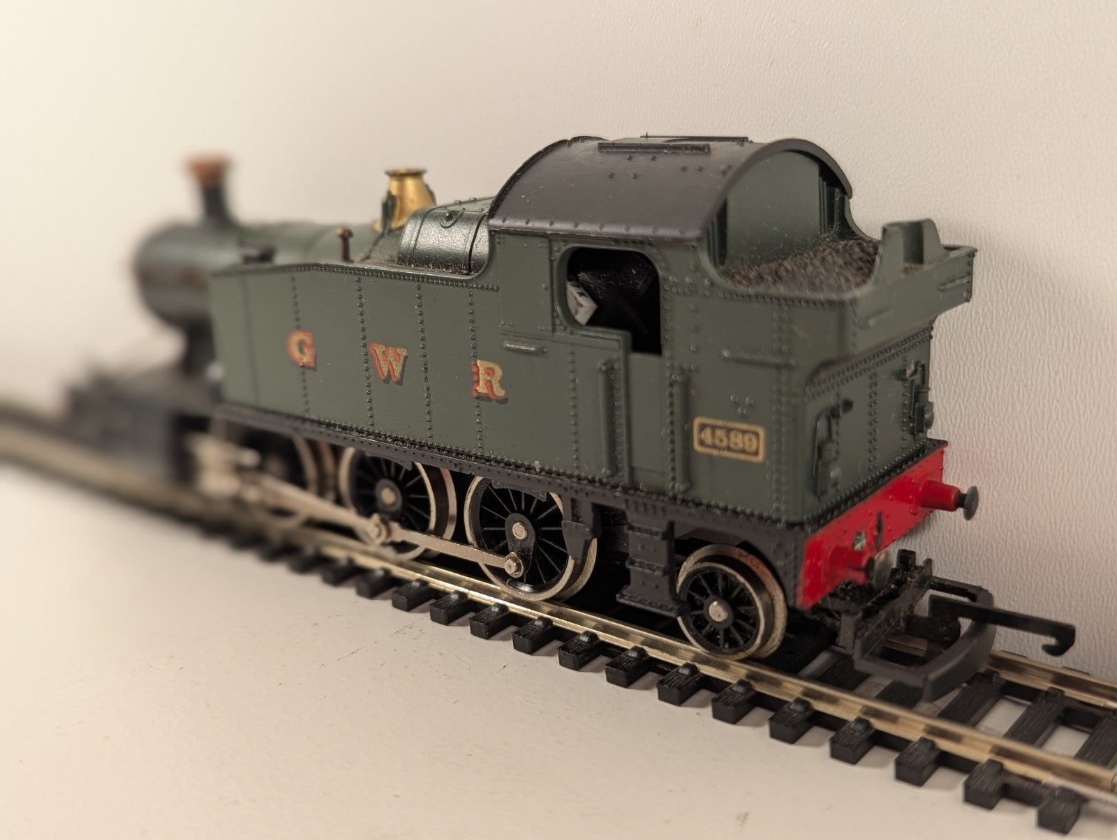 Lima GWR 45xx / 55xx Class 2-6-2 Prairie Tank No. 4589 in GWR Green