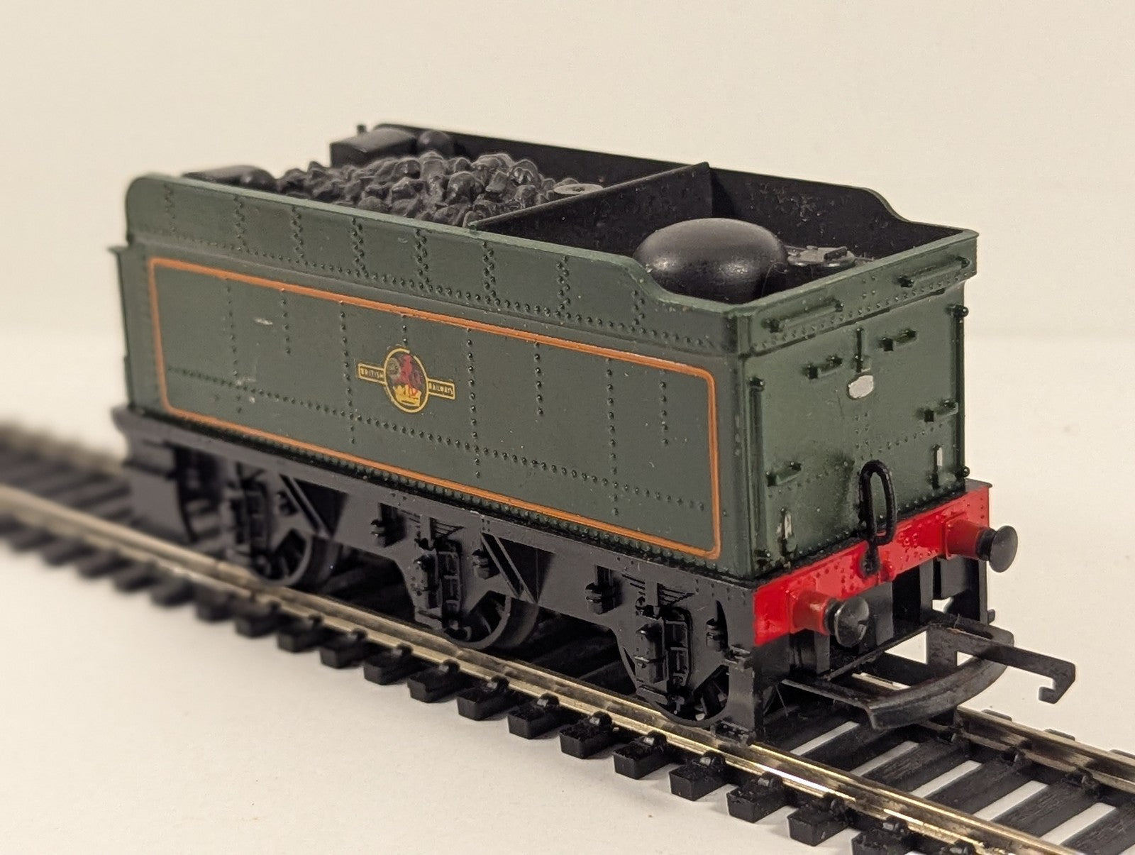 Tri-ang OO Gauge BR 6-Wheel Tender BR Green
