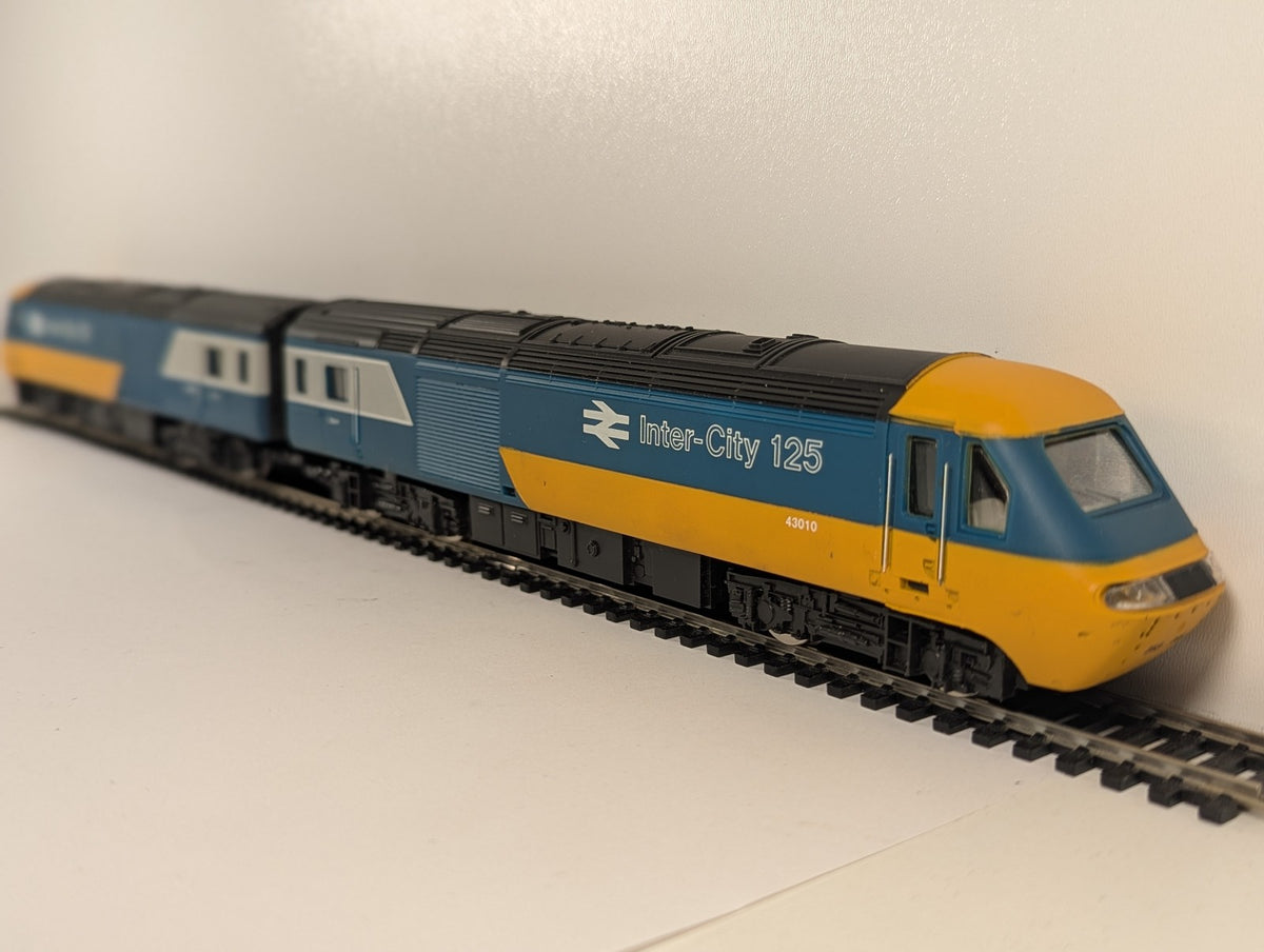 Hornby OO Gauge Class 43 HST Inter-City 125 Power Car Pack
