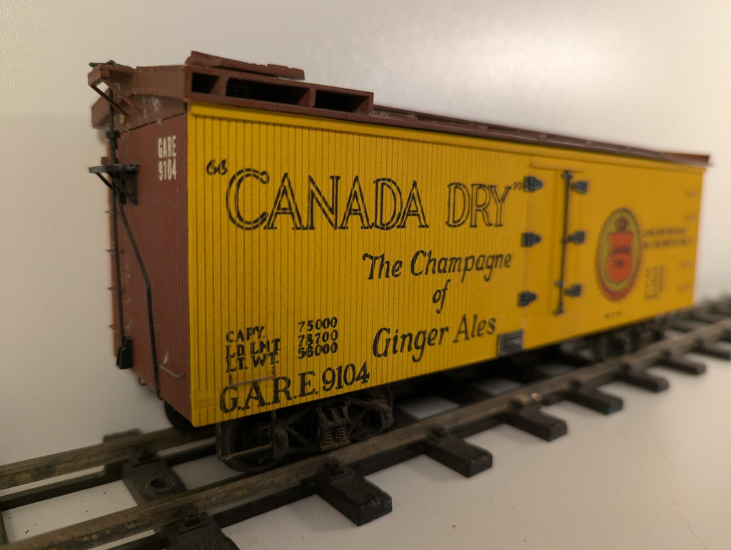 RailKing Canada Dry Die-Cast Reefer Car – O Gauge