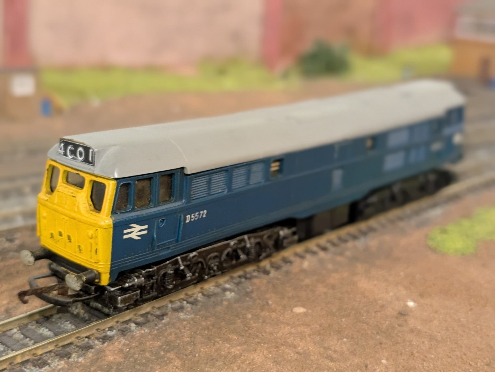 Tri-ang R357 OO Gauge BR Blue Class 31 D5572 Replacement Roof