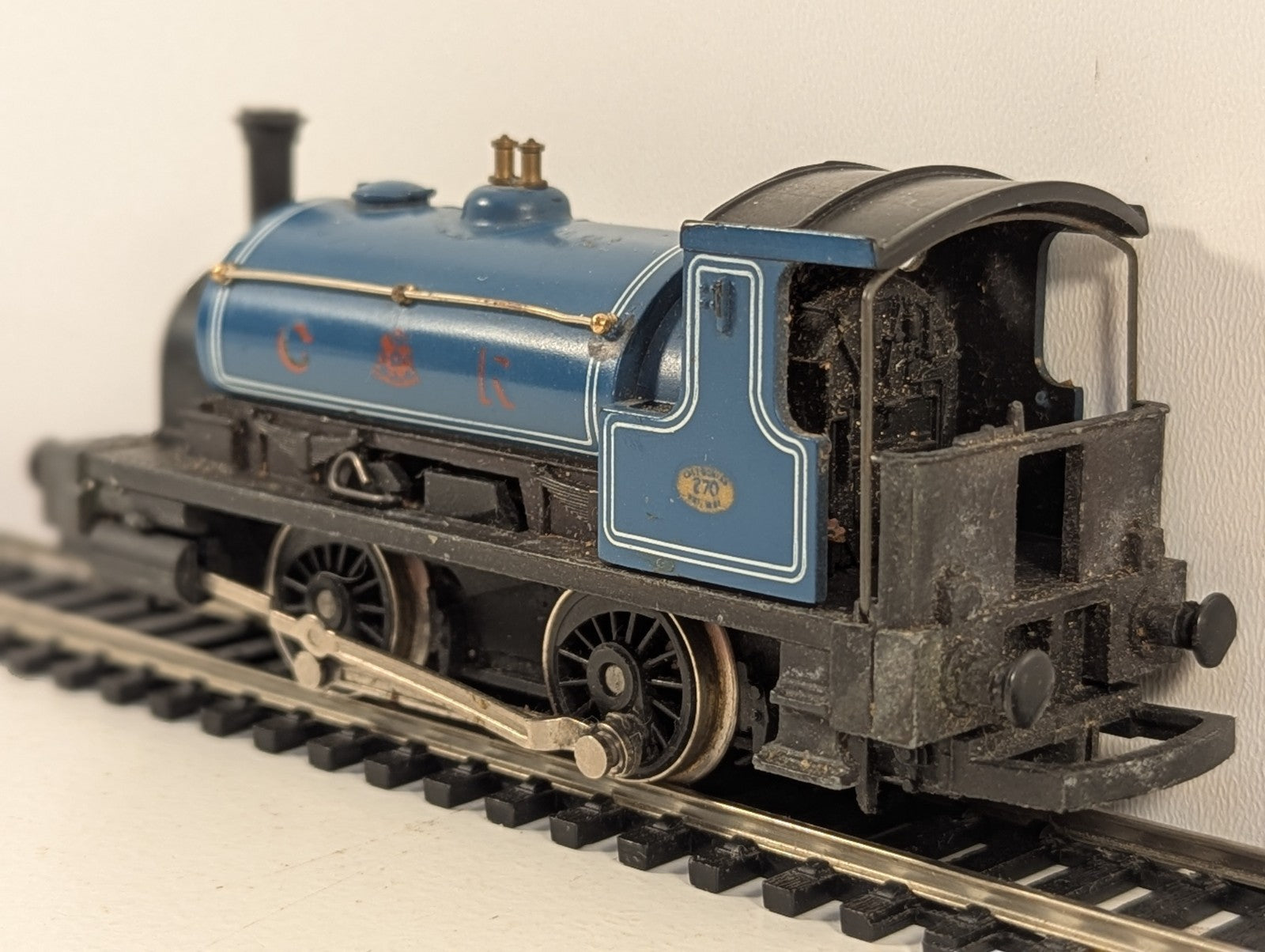Hornby R057 OO Gauge Caledonian Railway 0F Pug Poor Runner