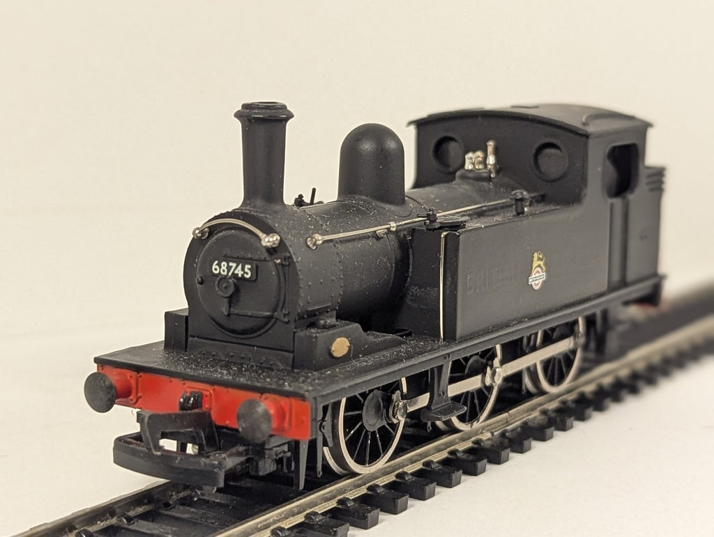 Mainline OO Gauge Class J72 0-6-0T Locomotive 68745 BR Black (Early Emblem)