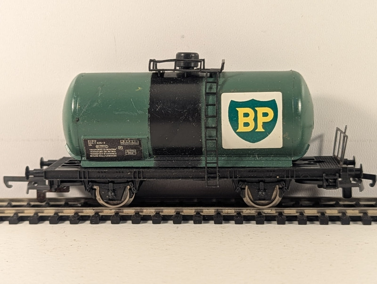 Lima HO Scale BP Petrol Tank Wagon Goods Wagon 005 7 426-3 BP Green
