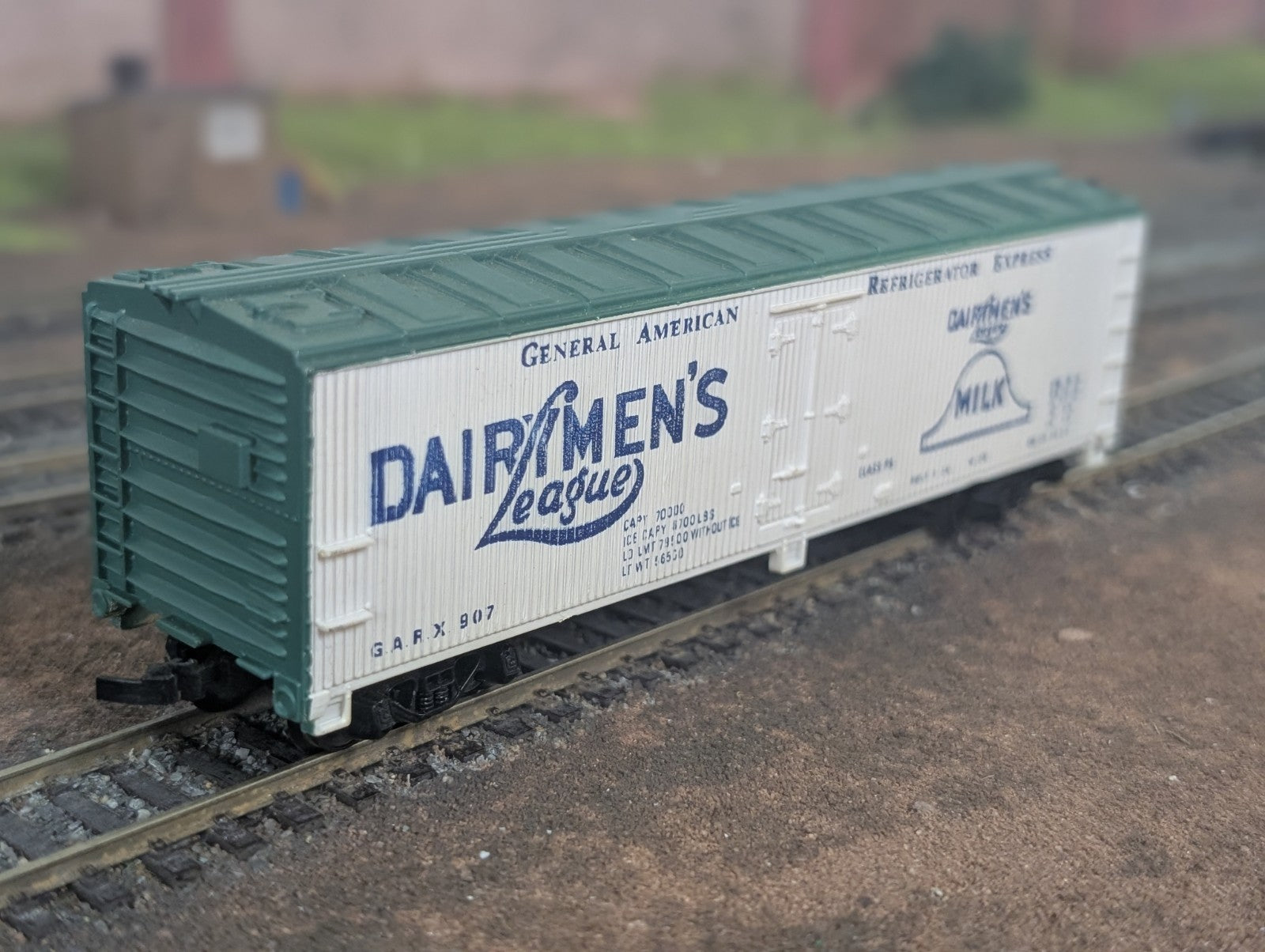 Tyco HO Gauge Dairymen's League Refrigerator Car GARX 907