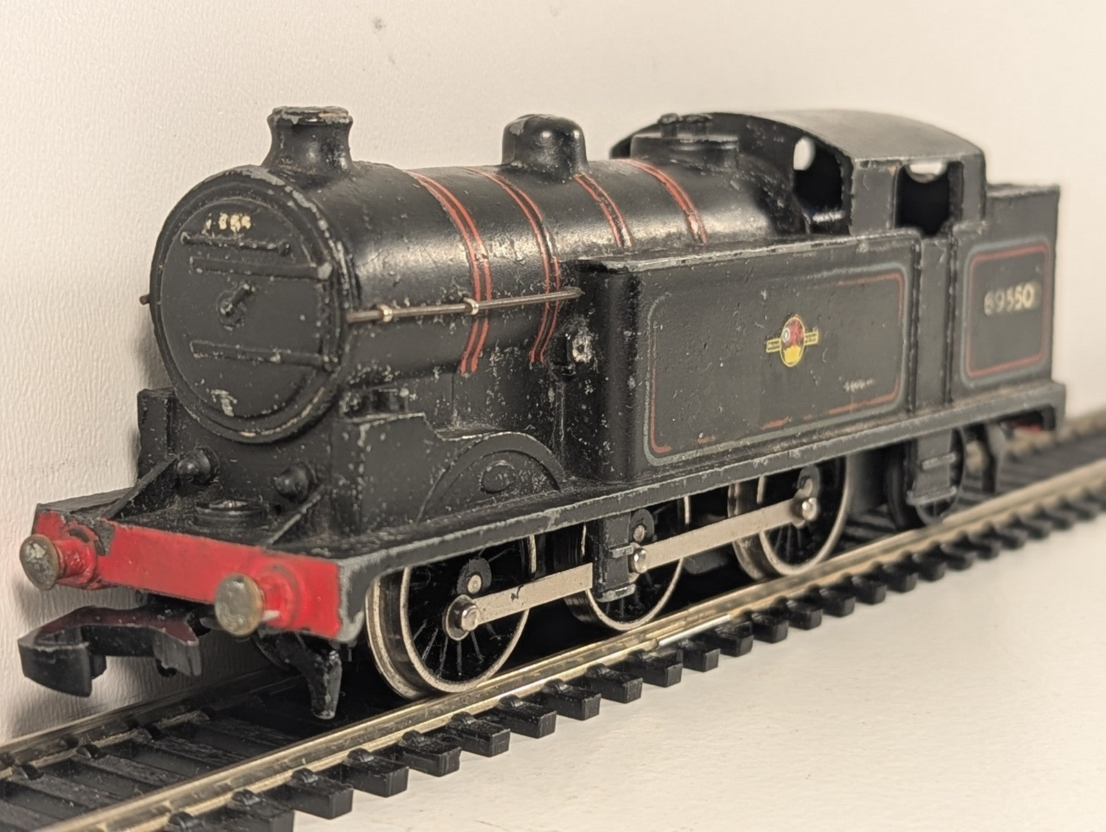 Hornby Dublo OO Gauge BR Class N2 0-6-2 Tank Locomotive 69550 2 Rail