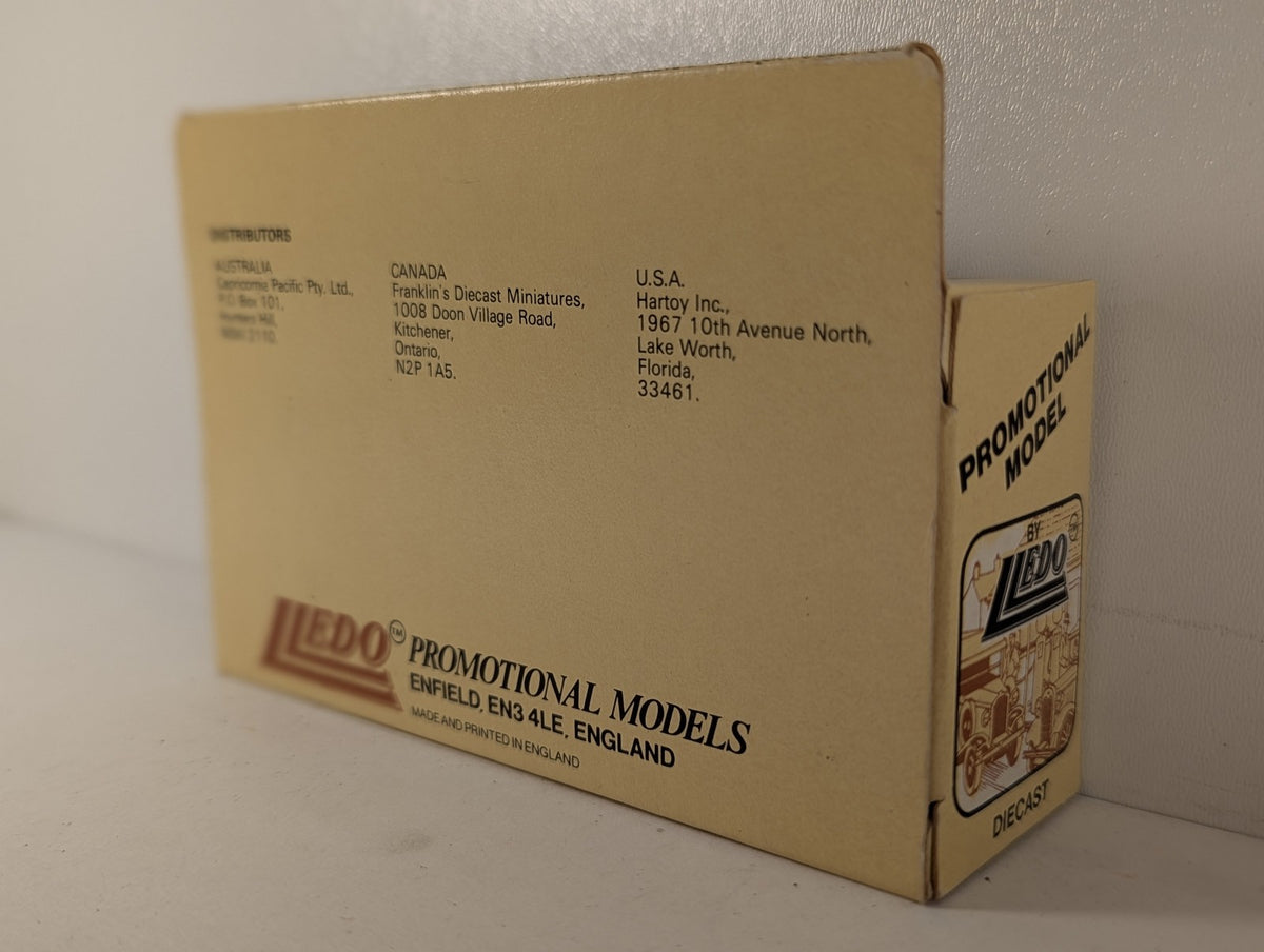 Lledo AEC Renown Double Decker Bus Die-cast Model Bus United