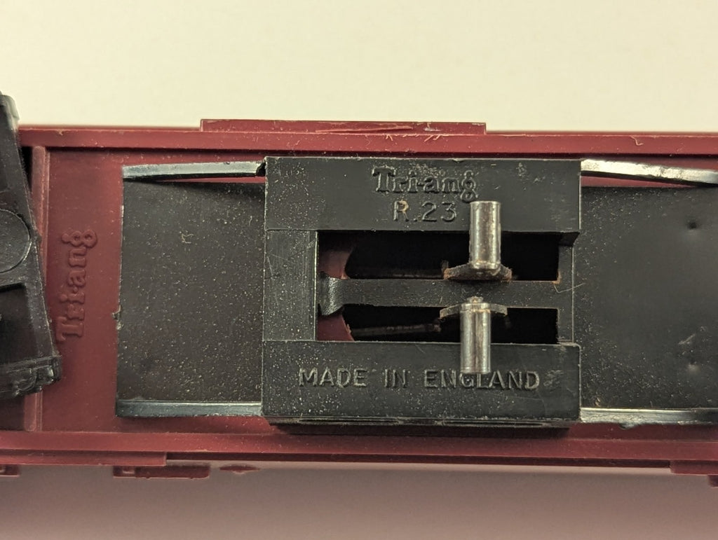 Tri-ang R23 OO Gauge Operating Royal Mail Coach