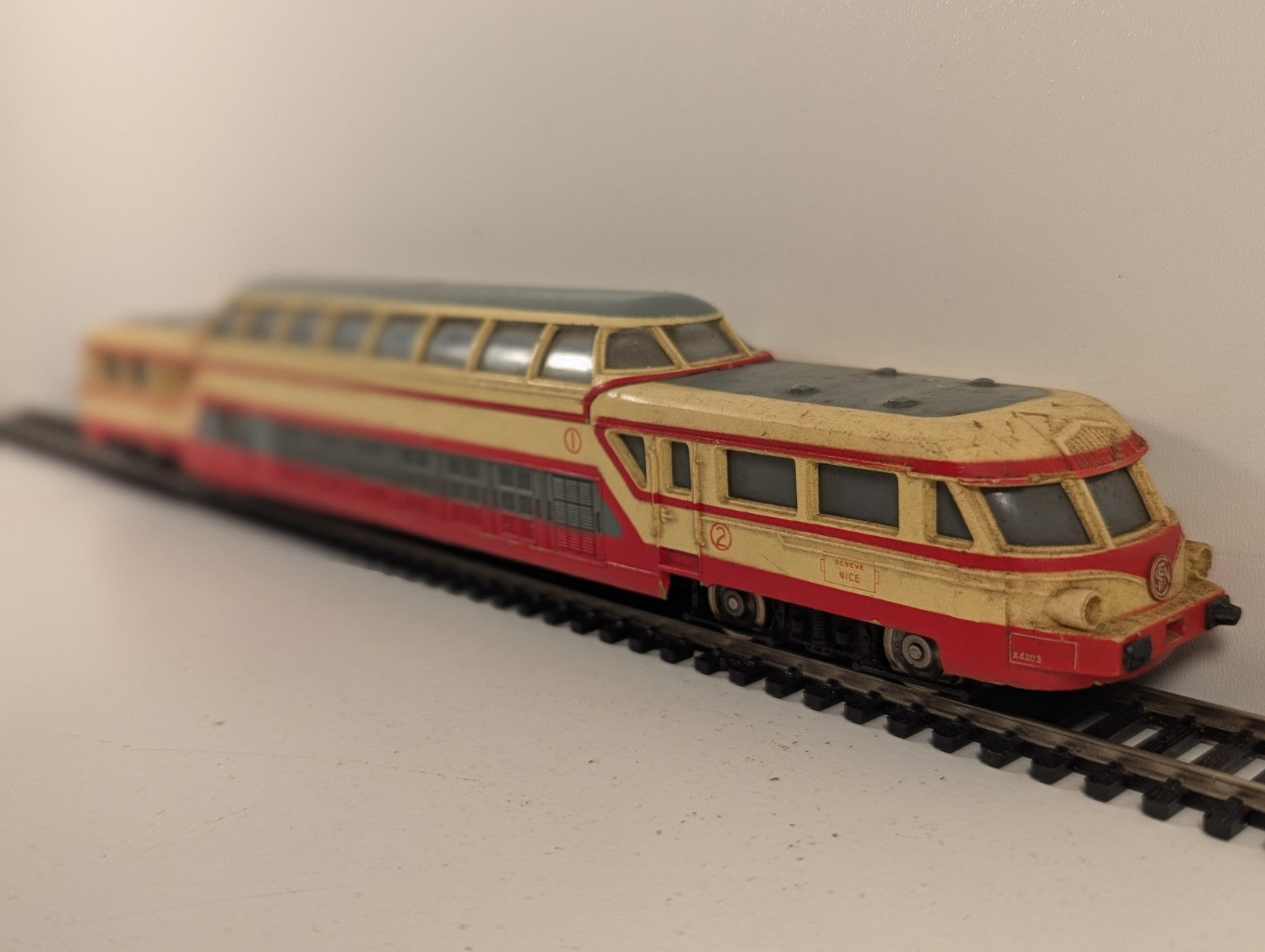 Jouef HO Gauge SNCF Class X 4200 Panoramique Diesel Railcar X4203