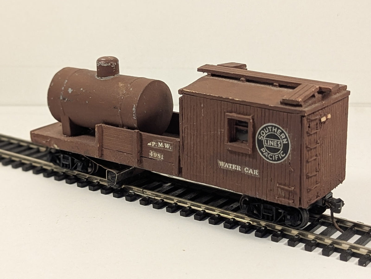 Kitbuilt HO Scale Southern Pacific MOW Water Car 4981 Southern Pacific MOW Brown