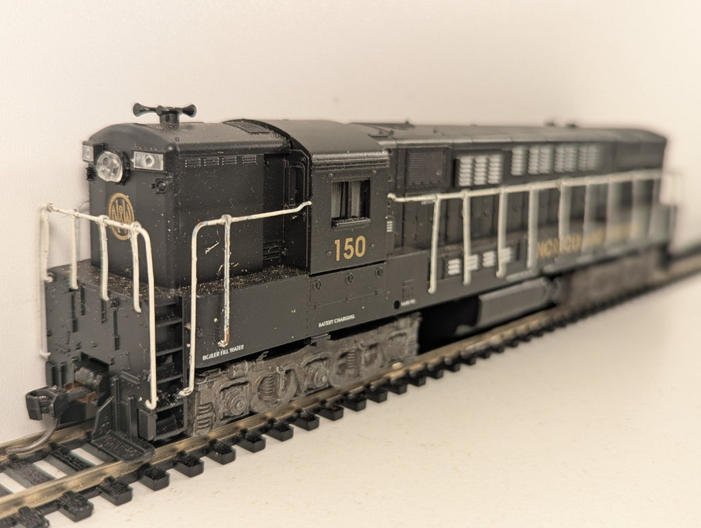 Atlas HO Scale Alco RSD-4/5 Diesel Locomotive 150 Norfolk and Western 43015
