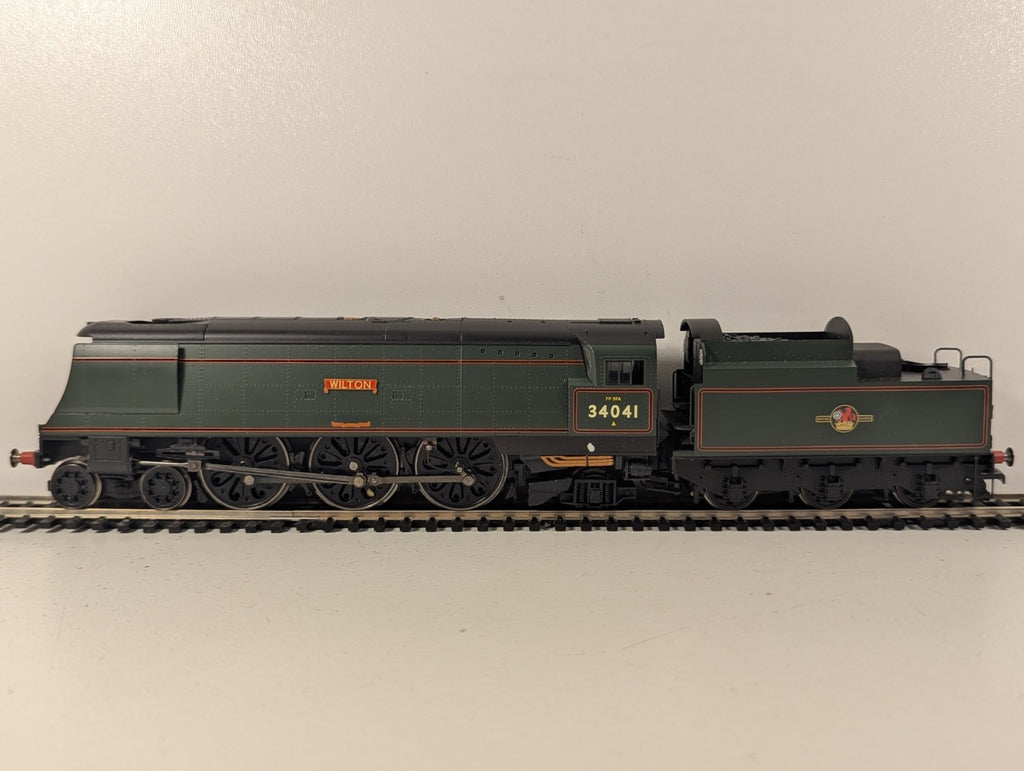 Hornby R2218 West Country Class Bulleid Pacific Wilton - Boxed
