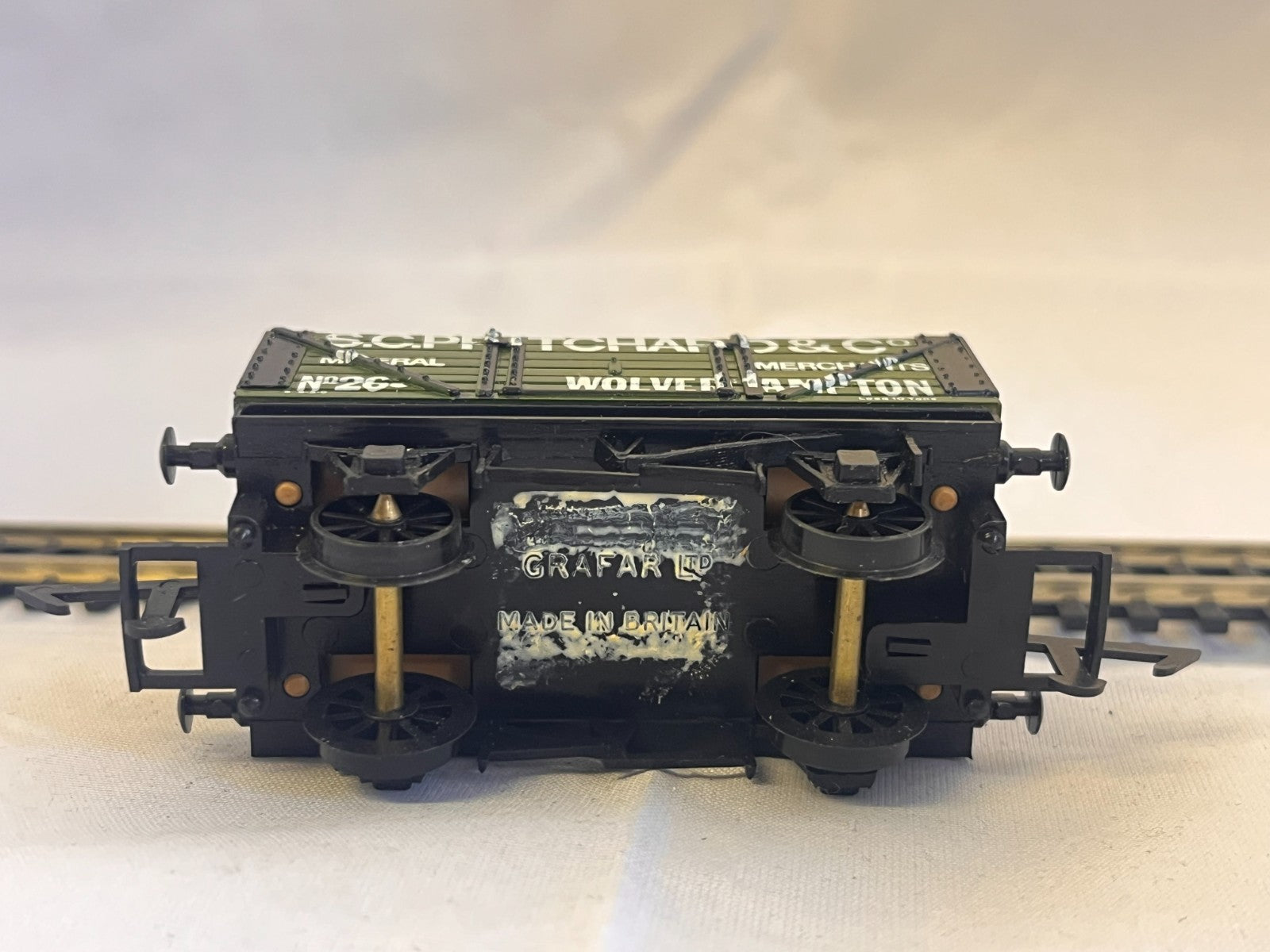 Graham Farish OO Gauge S.C. Pritchard & Co 7 Plank Wagon Green