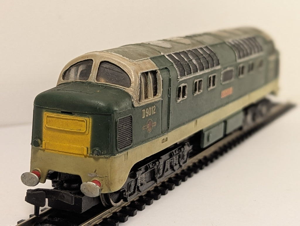 Hornby Dublo 2234 OO Gauge BR Green Class 55 Deltic Crepello D9012