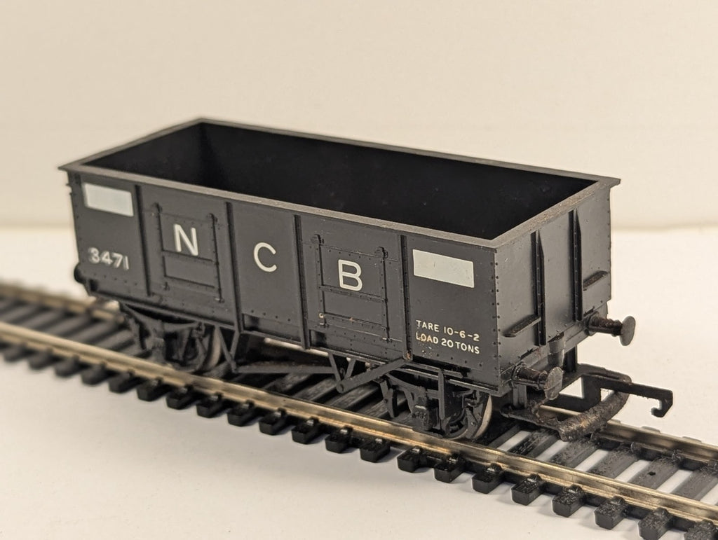 Hornby OO Gauge R239 NCB 20-Ton Mineral Wagon 3471