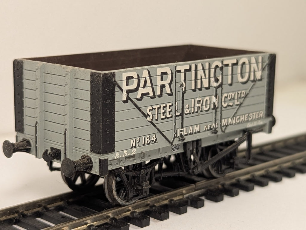 Bachmann OO Gauge 7 Plank Wagon Goods Wagon 184
