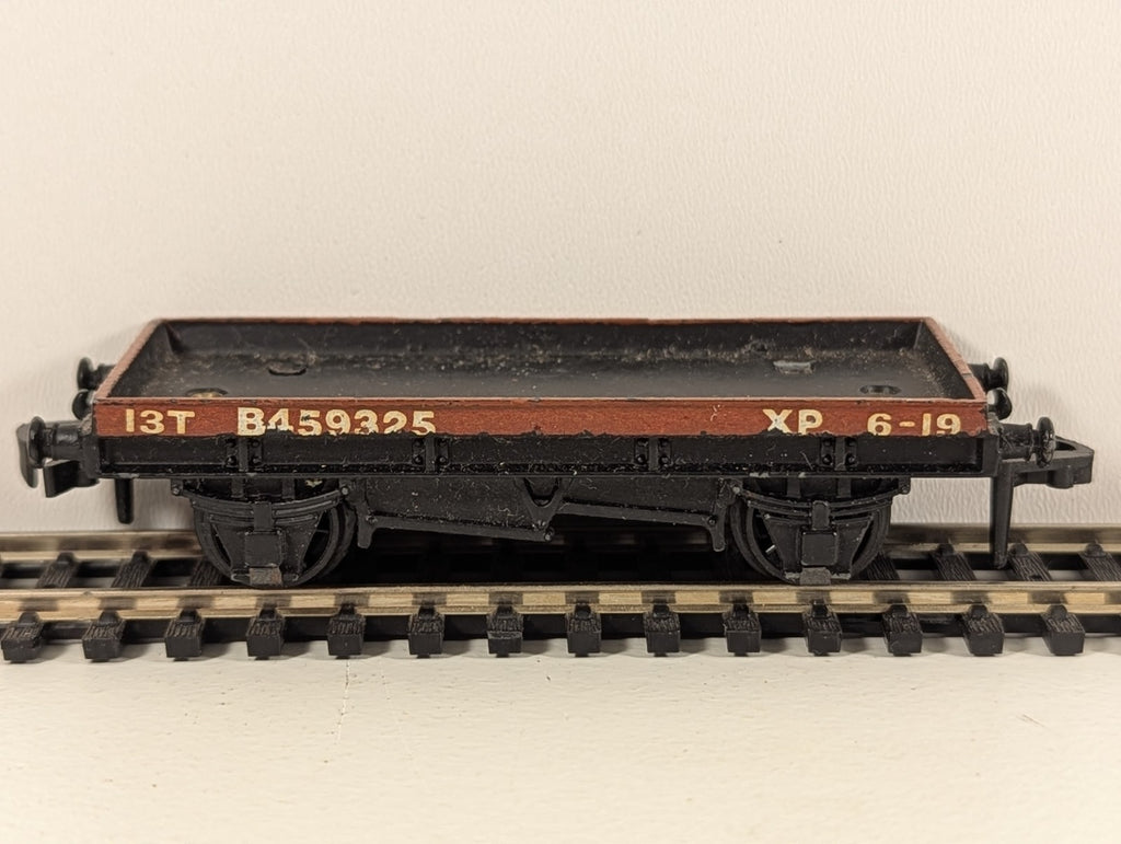 Hornby Dublo 13-Ton Flat Wagon B459325 in BR Bauxite