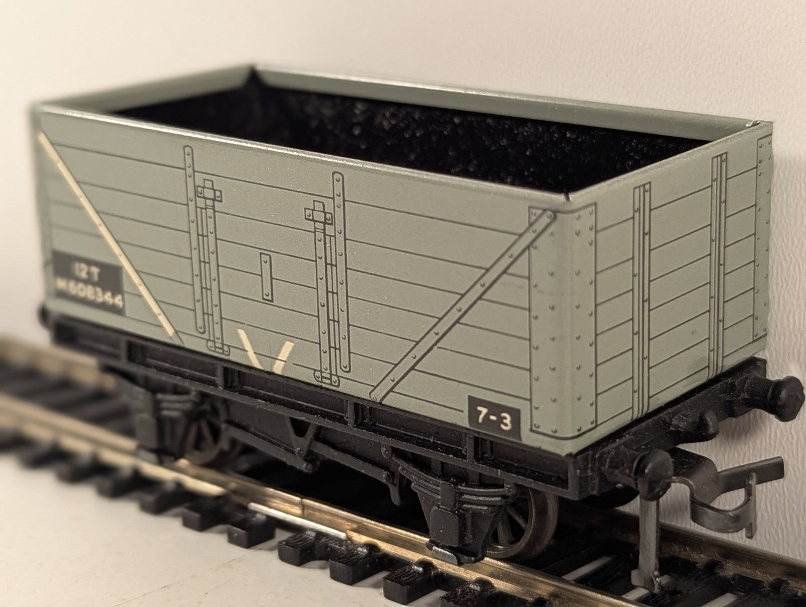 Hornby-Dublo 32055 OO Gauge D2 High-Sided Wagon - Boxed