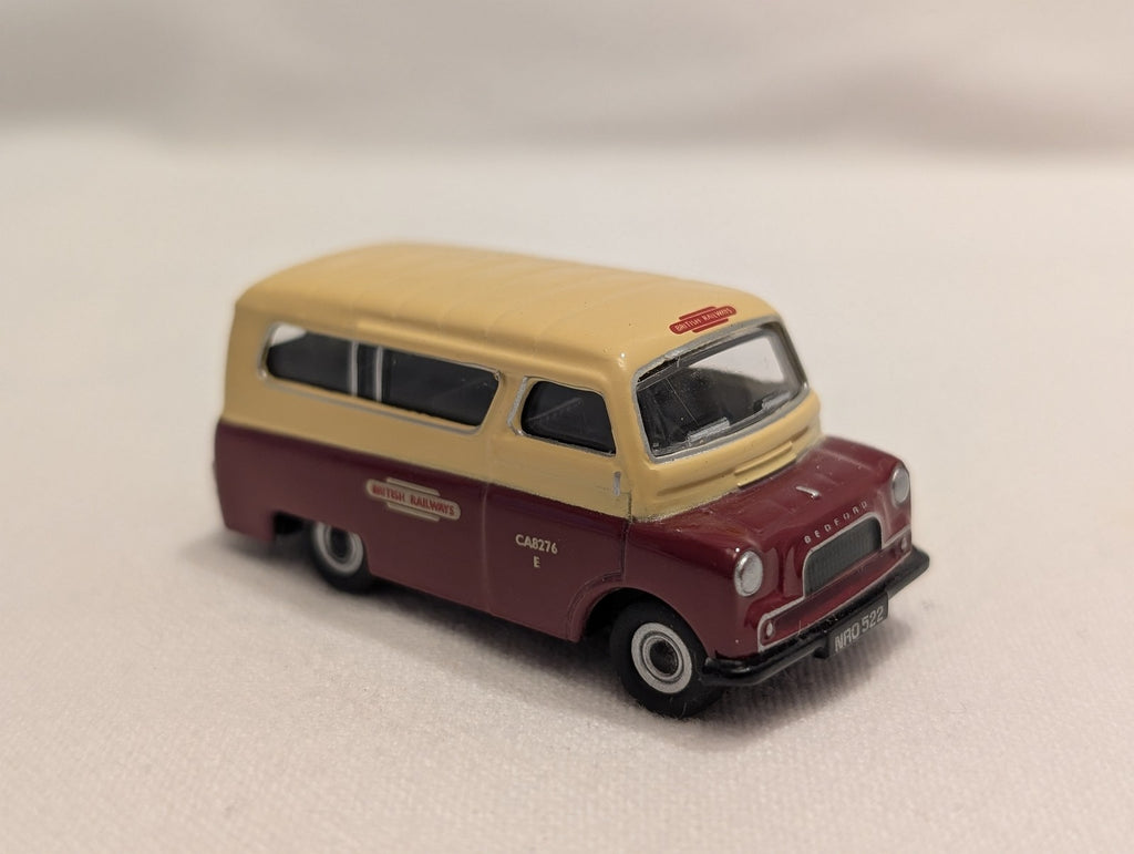 Oxford Diecast OO Gauge Bedford CA Minibus British Railways Diecast Vehicle