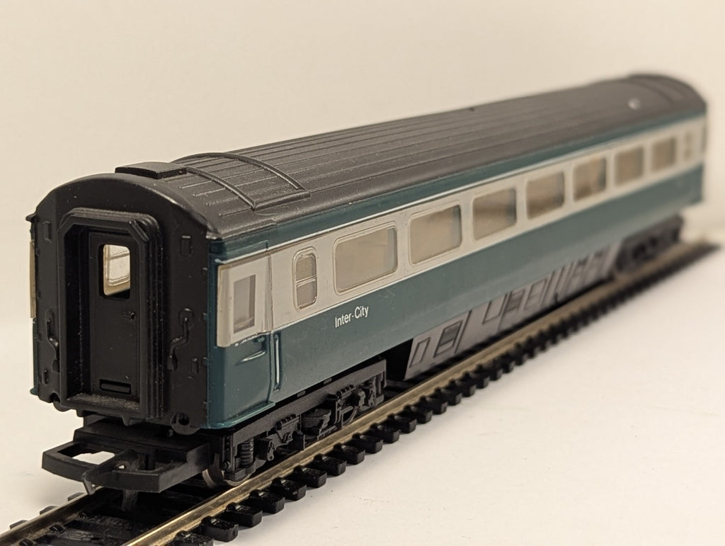 Hornby OO Gauge BR Inter-City Mk3 Passenger Coach