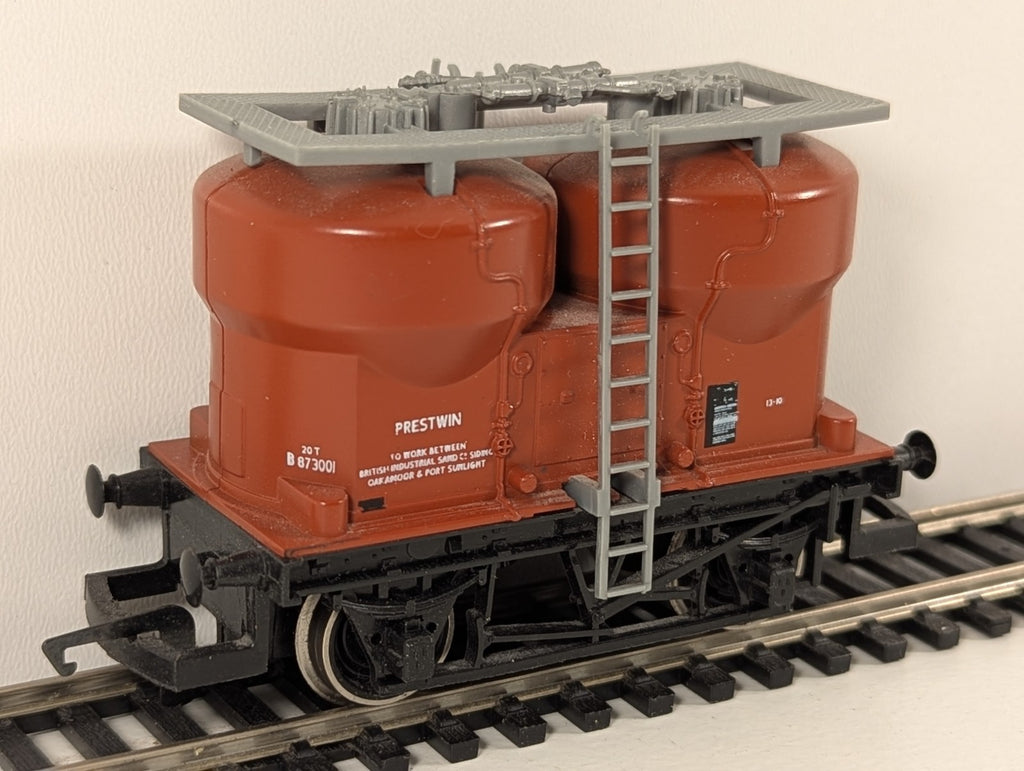 Hornby R723 Prestwin Twin Silo Wagon B873001 BR Bauxite OO Gauge
