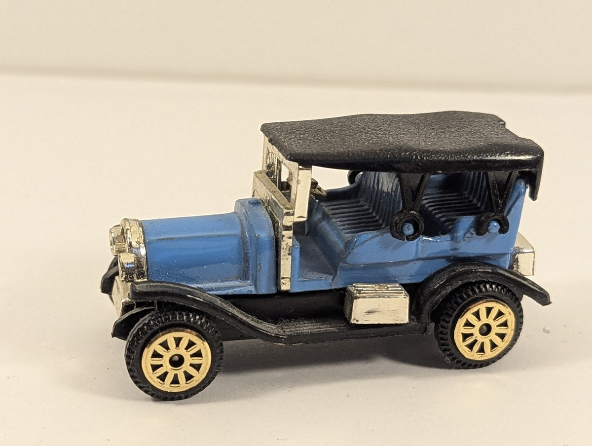 Summer Delaunay Die-cast Car Blue and Black S 8507